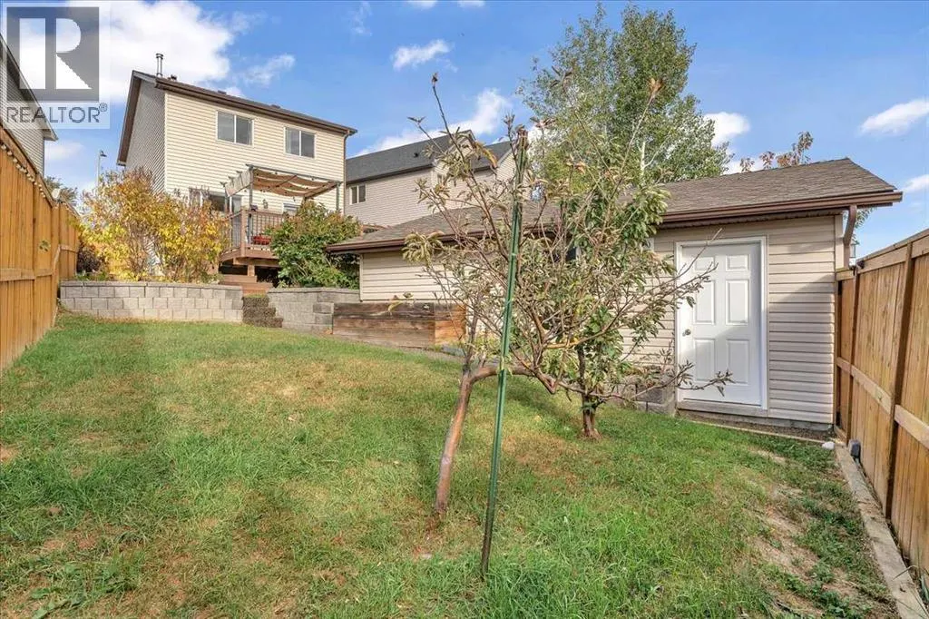 35 Tuscany Ridge Terrace NW
