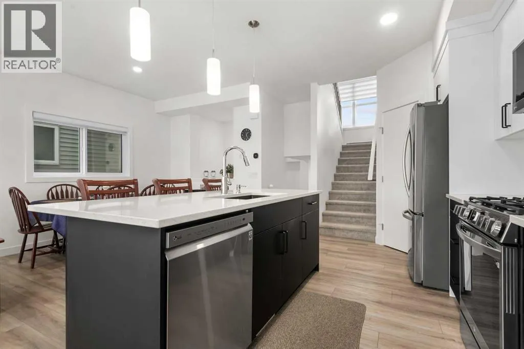 215 Heritage Heights