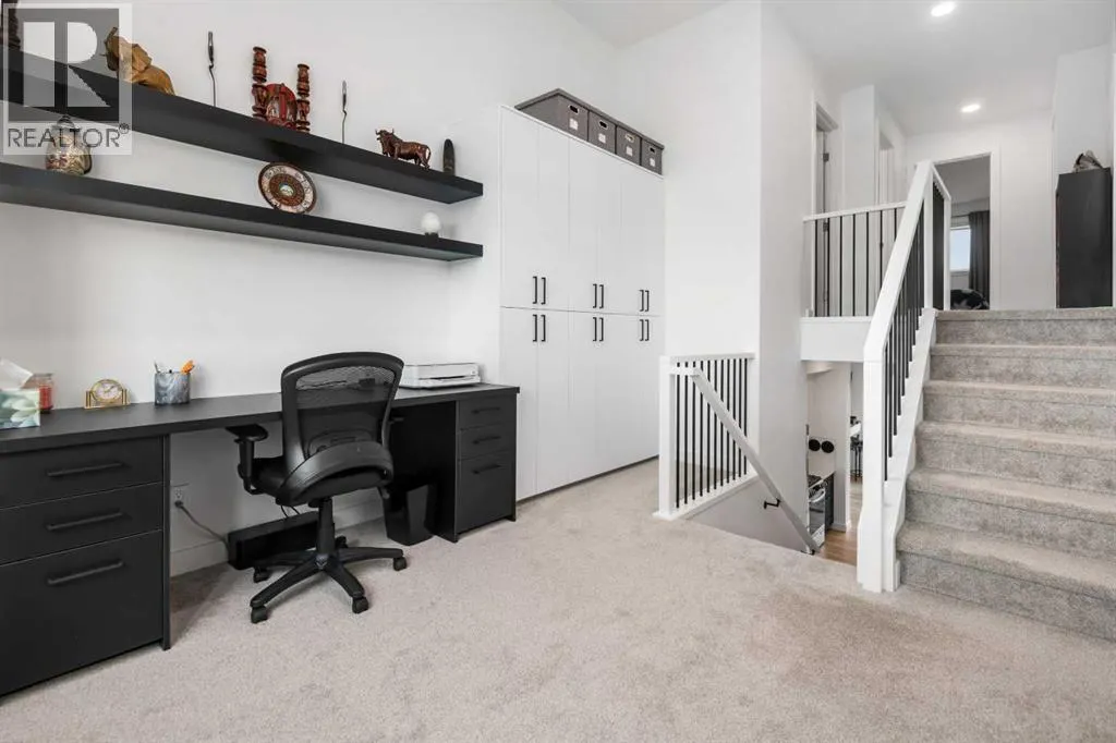 215 Heritage Heights