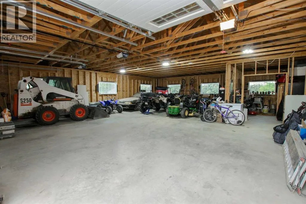201, 1236 Township Road 384