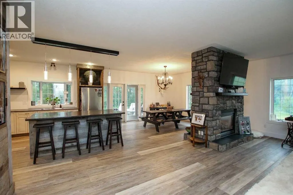 201, 1236 Township Road 384