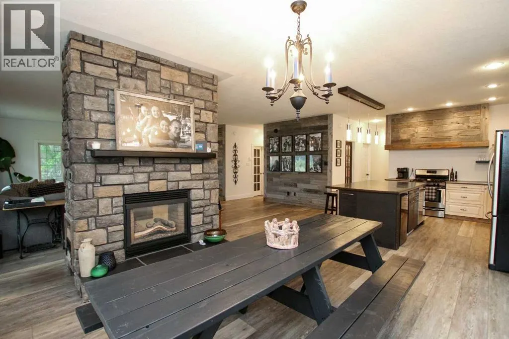 201, 1236 Township Road 384