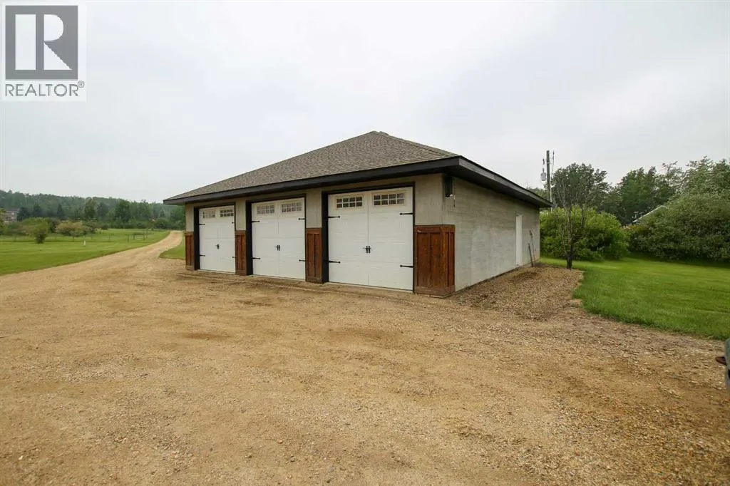 201, 1236 Township Road 384