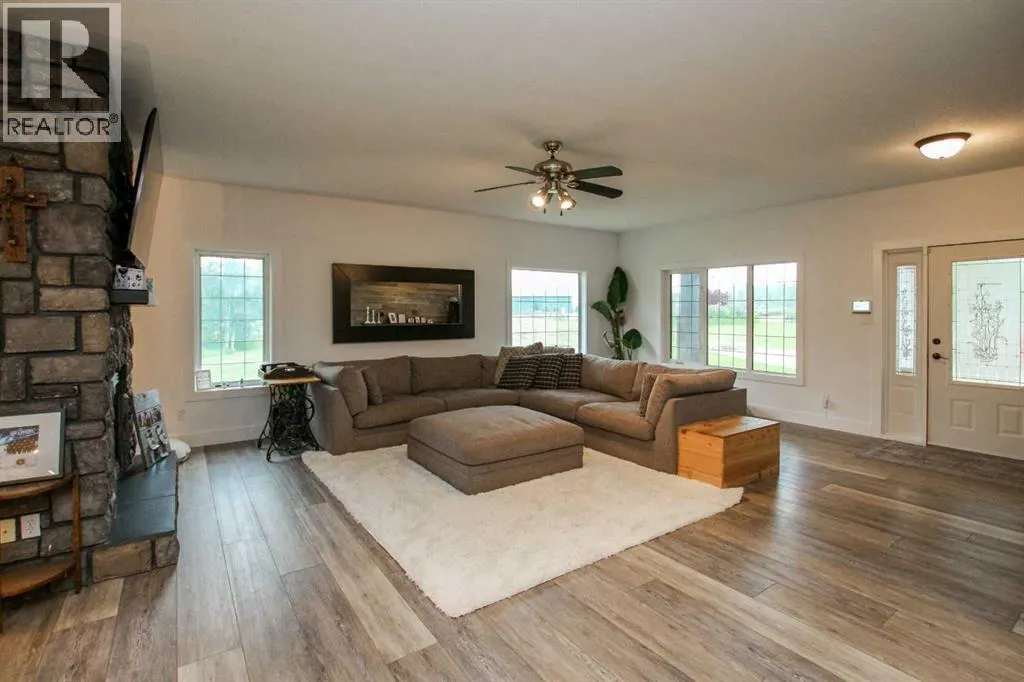 201, 1236 Township Road 384