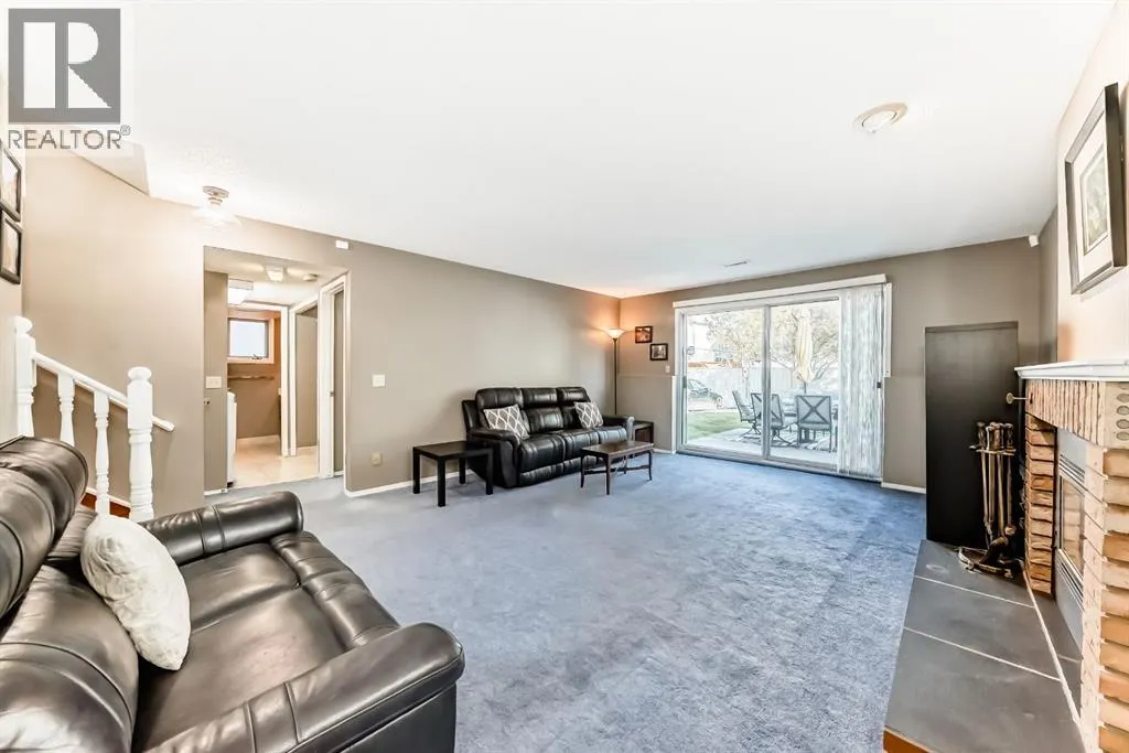 68 Woodmark Crescent SW