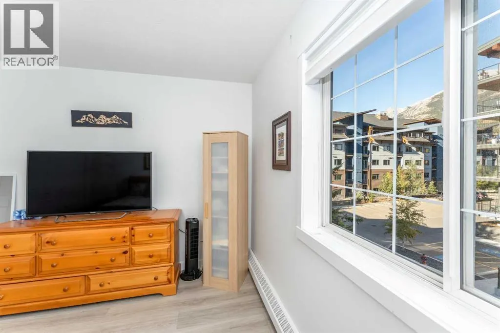 205, 112 Kananaskis Way