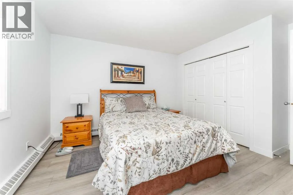 205, 112 Kananaskis Way