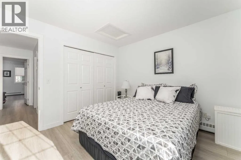 205, 112 Kananaskis Way