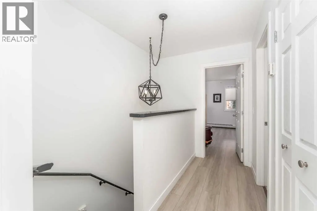 205, 112 Kananaskis Way