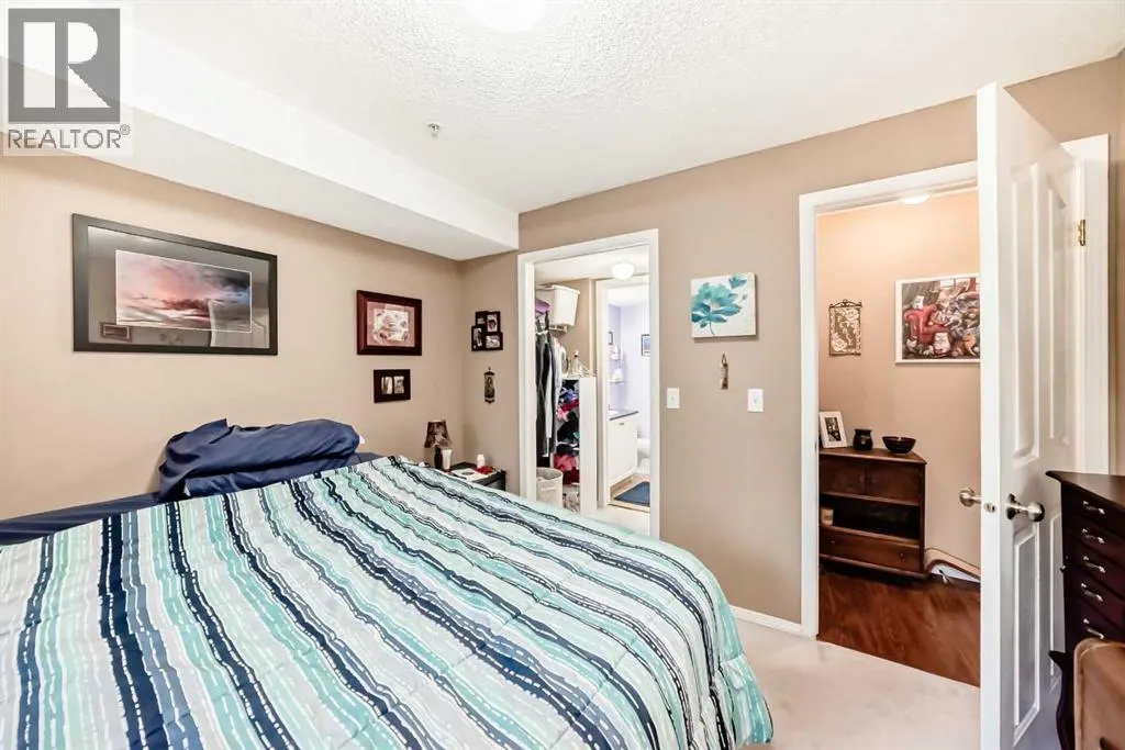 203, 6000 Somervale Court SW