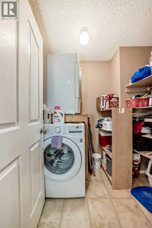 203, 6000 Somervale Court SW