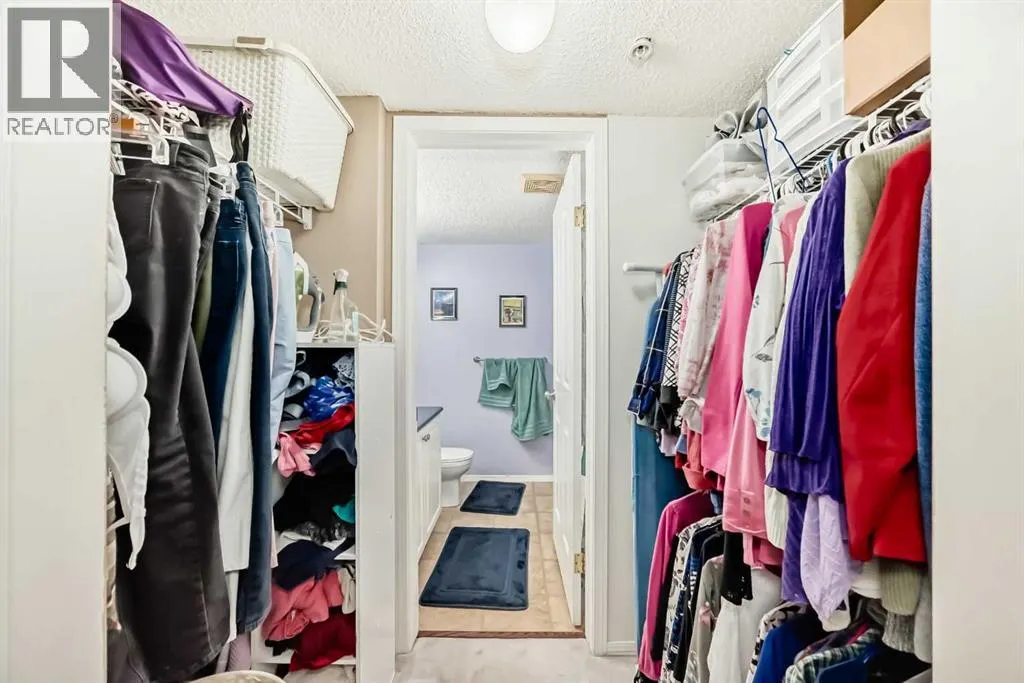 203, 6000 Somervale Court SW