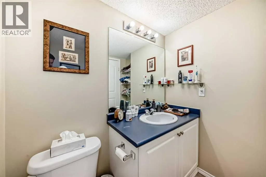 203, 6000 Somervale Court SW