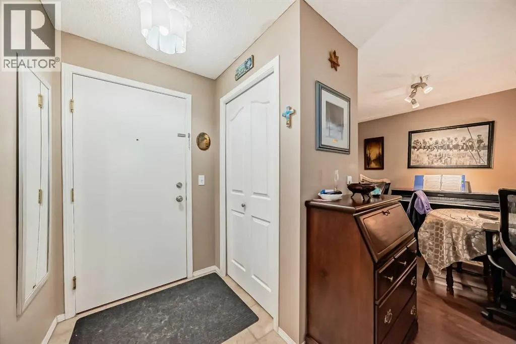 203, 6000 Somervale Court SW