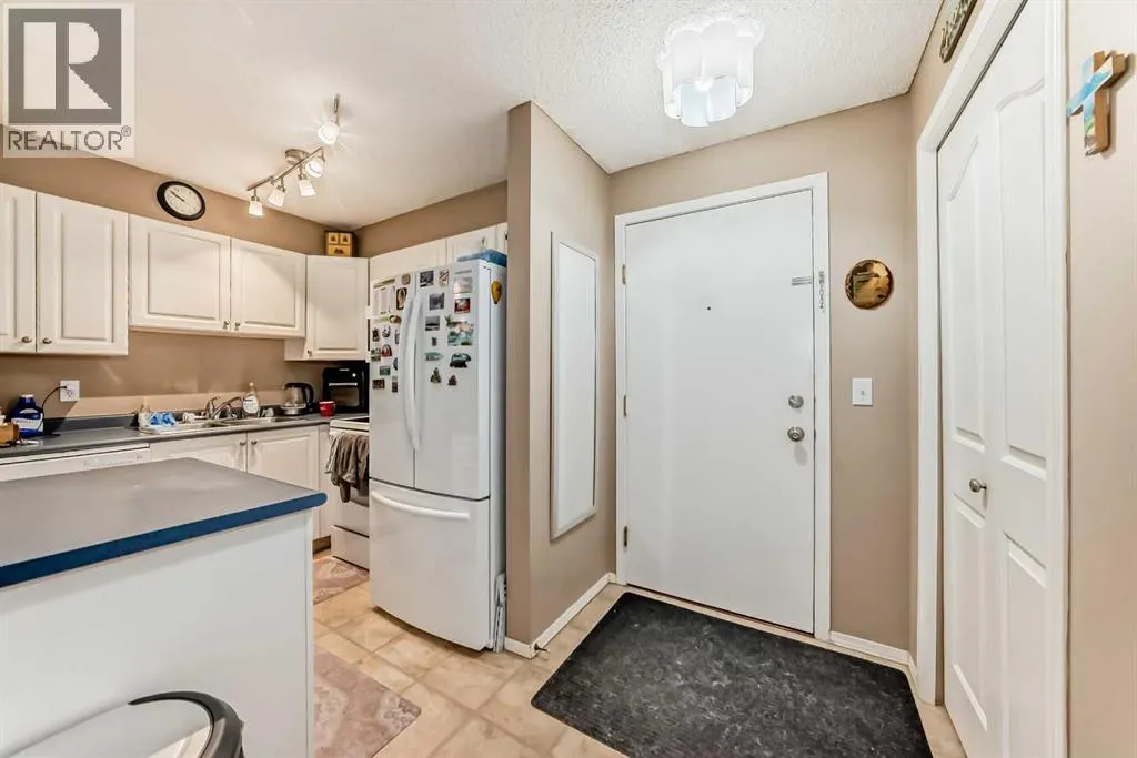 203, 6000 Somervale Court SW