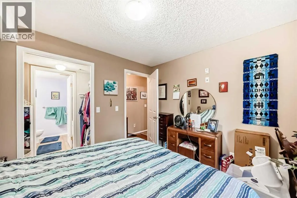 203, 6000 Somervale Court SW
