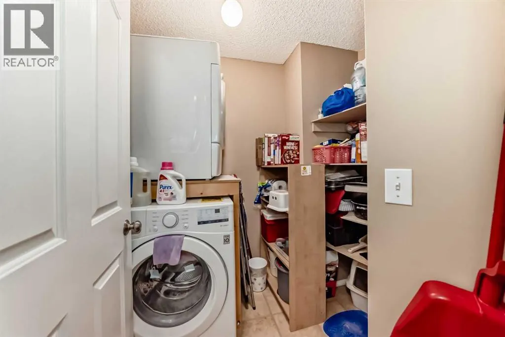 203, 6000 Somervale Court SW