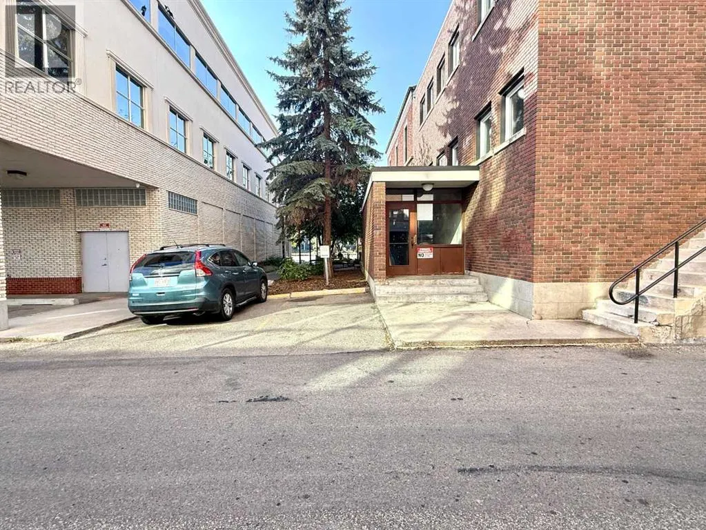 107 & 108, 4836 50 Street