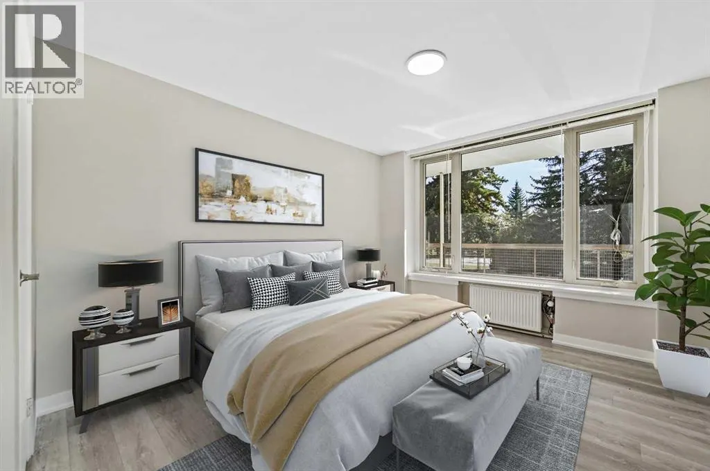 202, 3316 Rideau Place SW