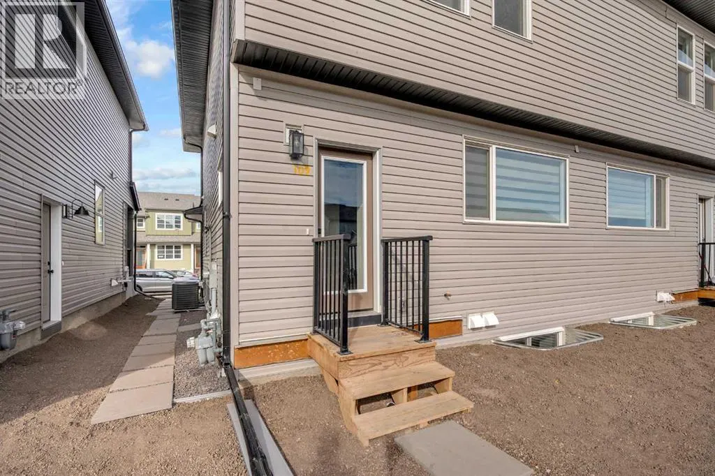 109 Savanna Place NE