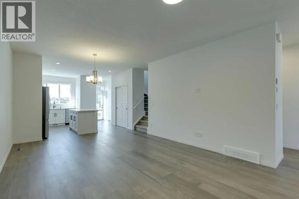 80 Homestead View NE