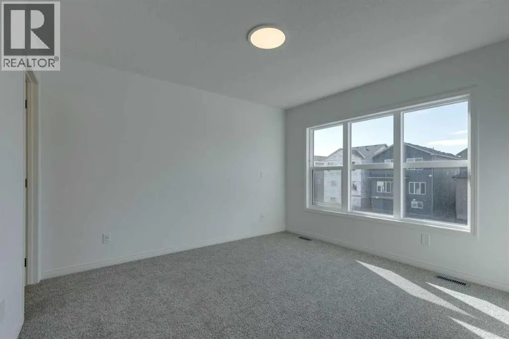 80 Homestead View NE