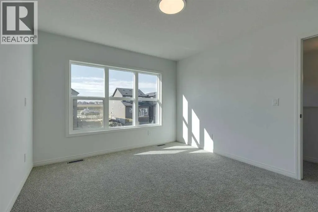 80 Homestead View NE