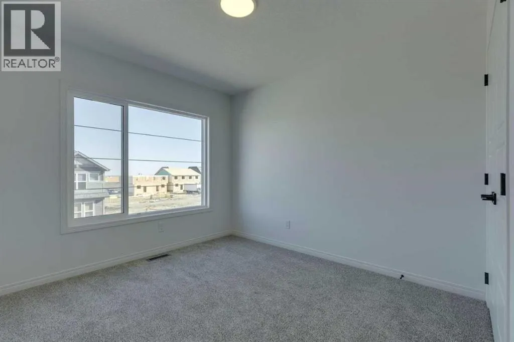 80 Homestead View NE