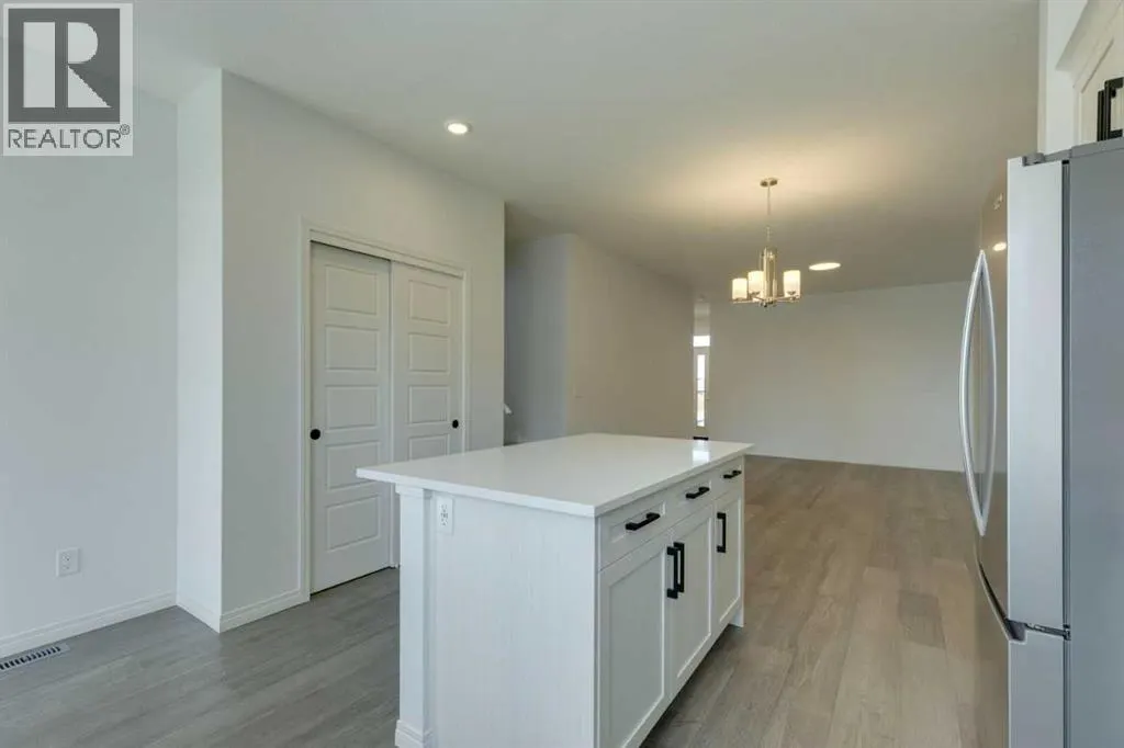 80 Homestead View NE