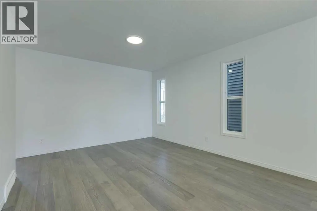 80 Homestead View NE
