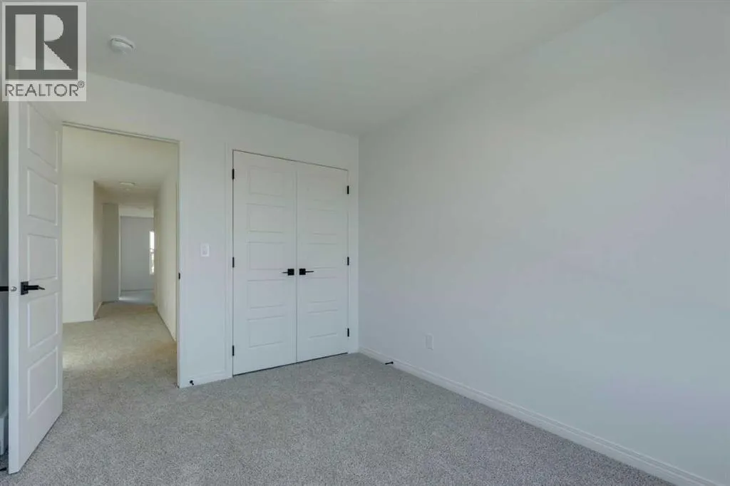 80 Homestead View NE