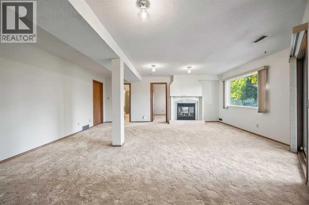 52 Sandarac Circle NW