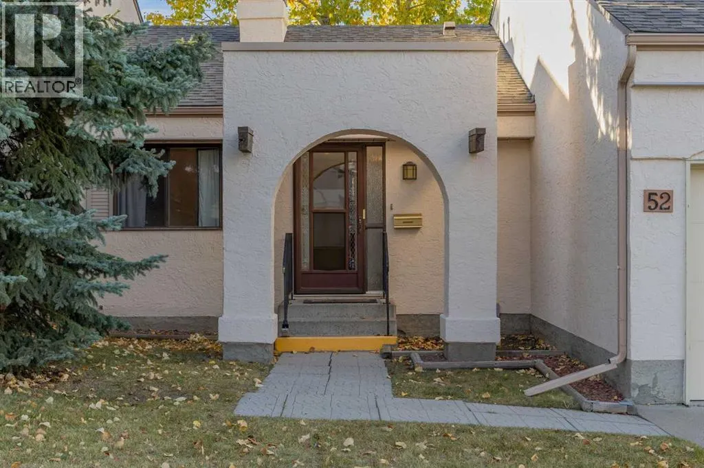 52 Sandarac Circle NW