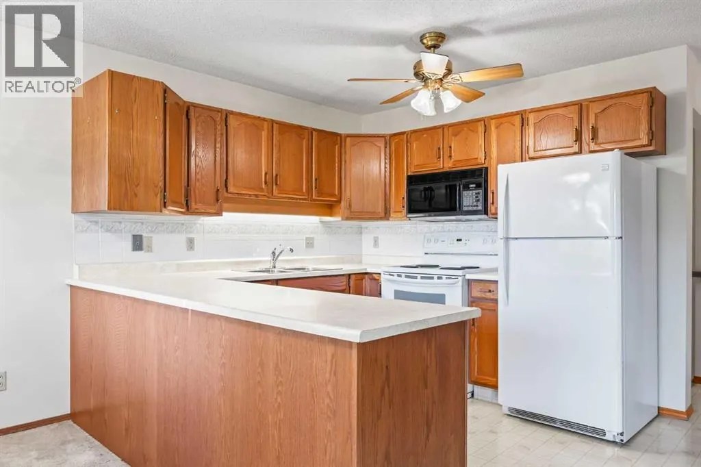 52 Sandarac Circle NW