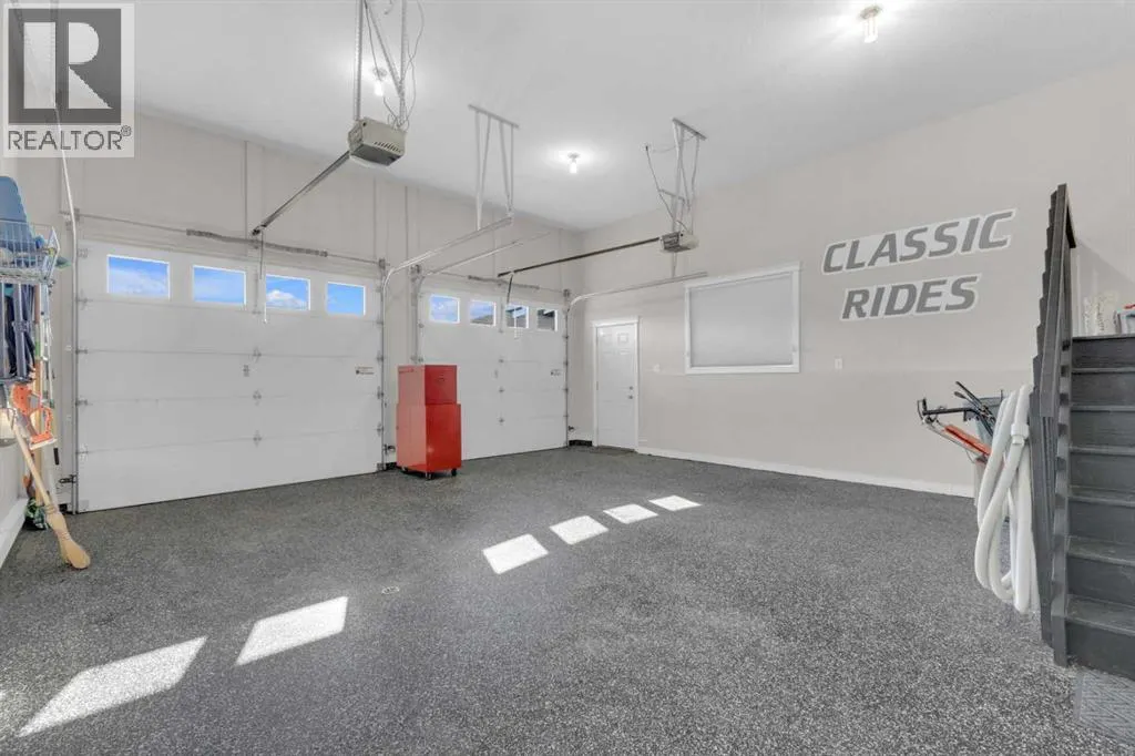 4 Leonard Close