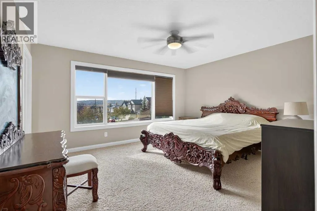 137 Evanspark Circle NW