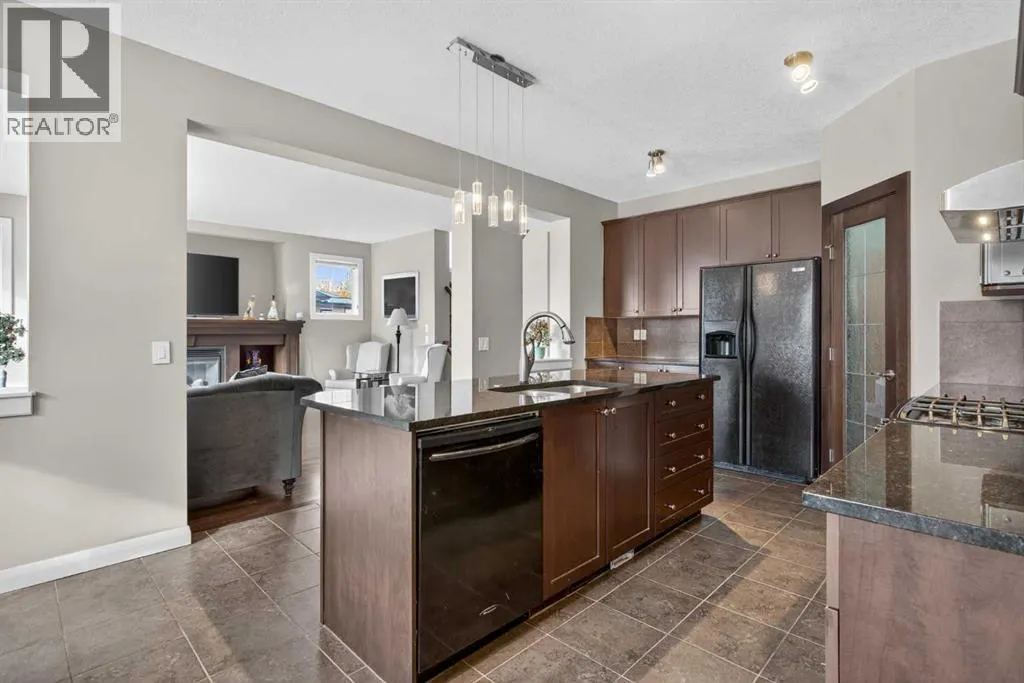 137 Evanspark Circle NW