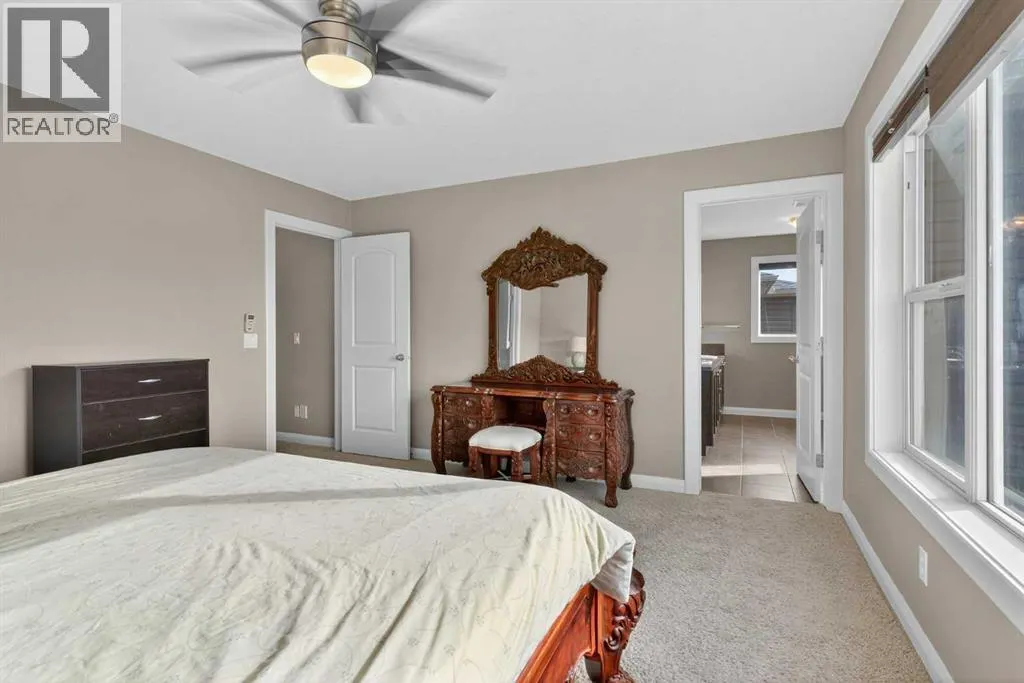137 Evanspark Circle NW