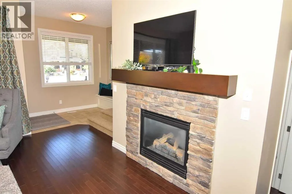 12 Legacy Gate SE