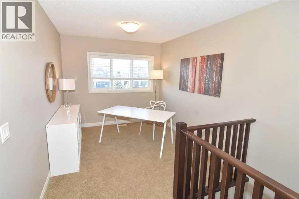 12 Legacy Gate SE