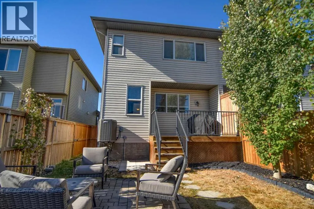 12 Legacy Gate SE