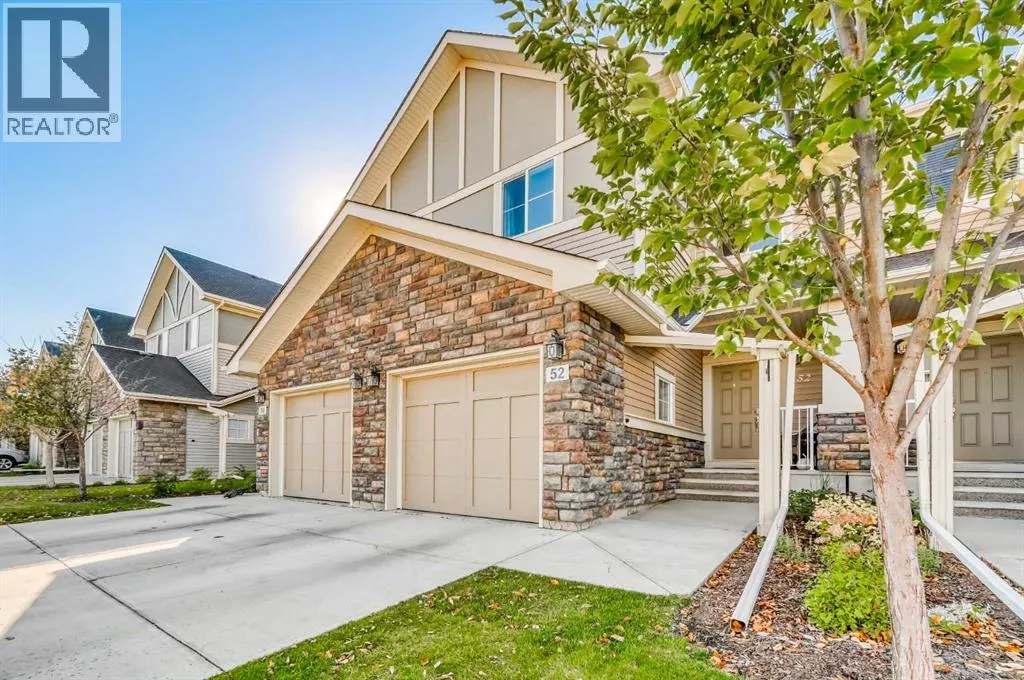 52, 351 Monteith Drive SE