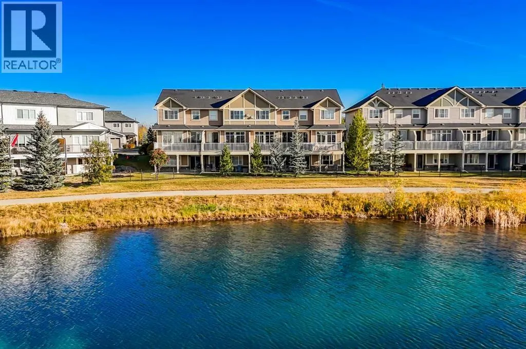 52, 351 Monteith Drive SE