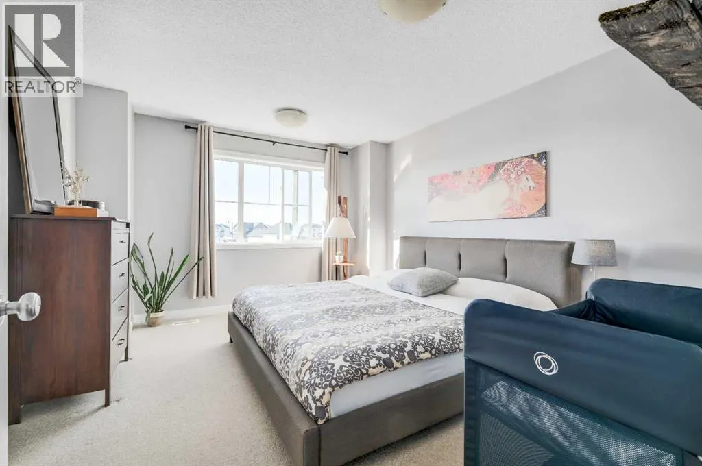 52, 351 Monteith Drive SE