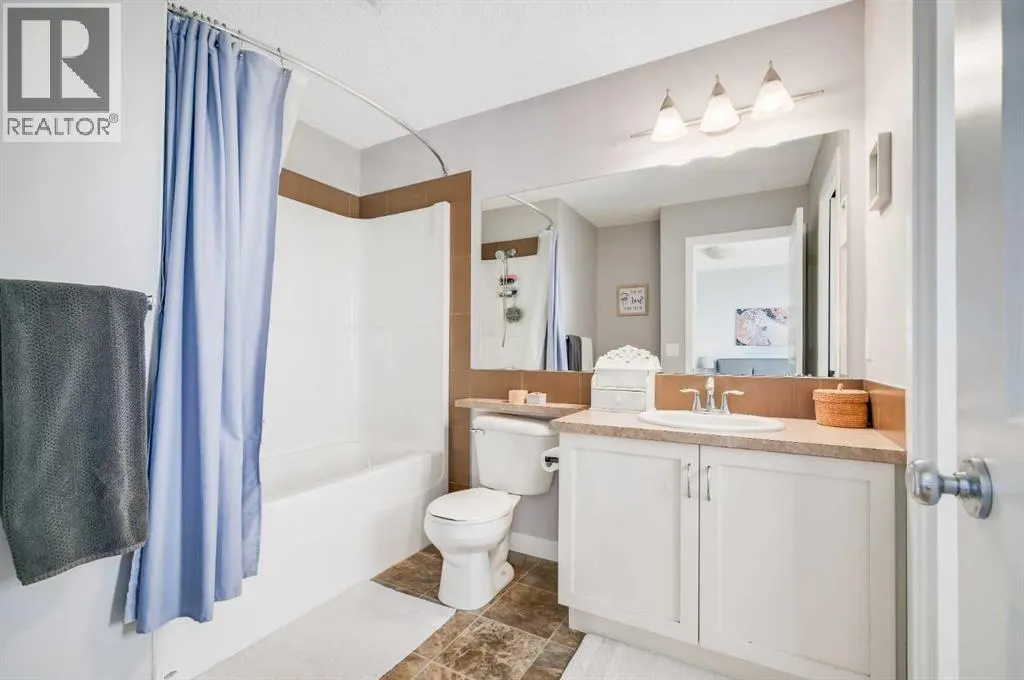 52, 351 Monteith Drive SE