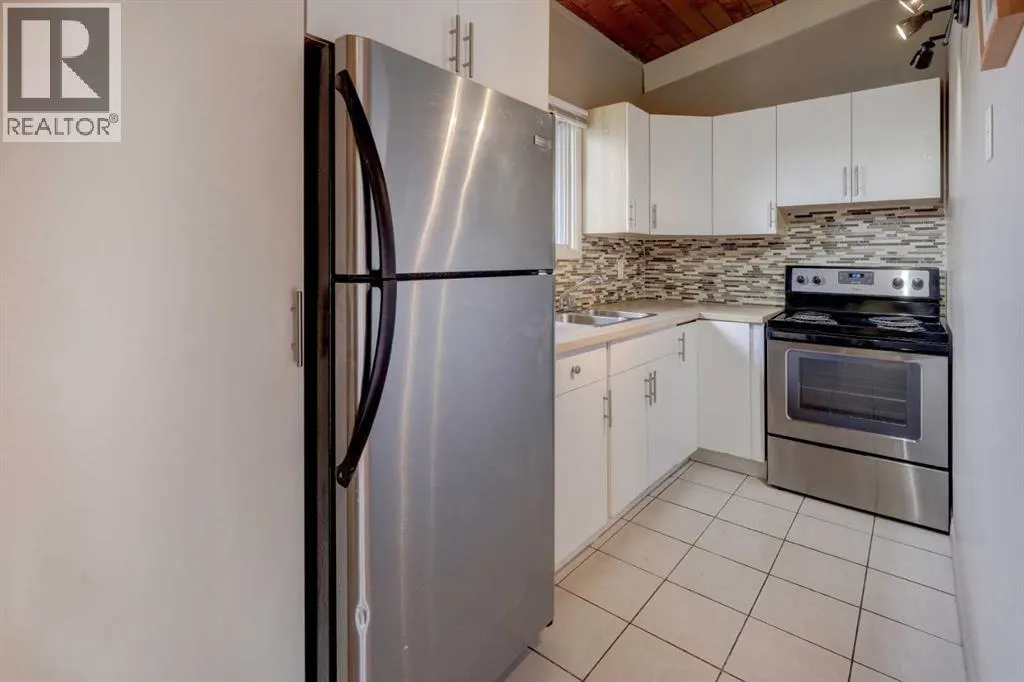 529 Sabrina Road SW