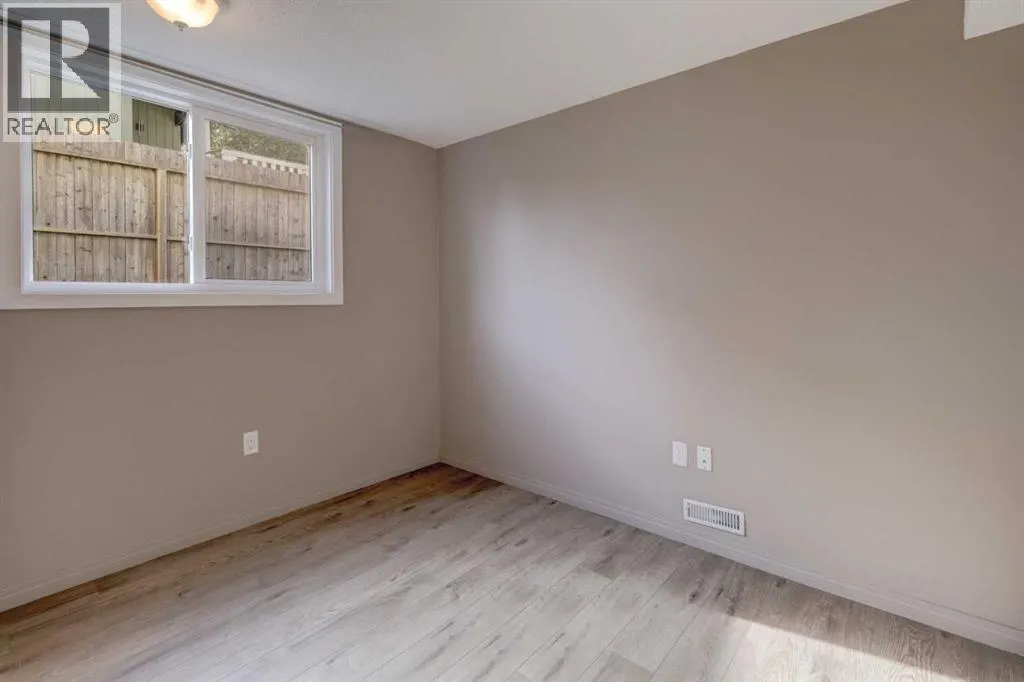 529 Sabrina Road SW
