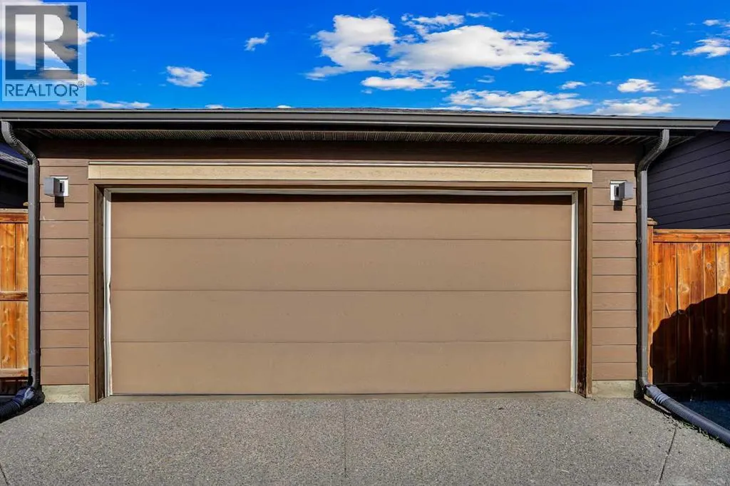 1322 walden Drive SE