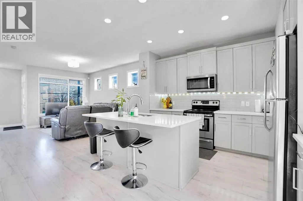 1322 walden Drive SE