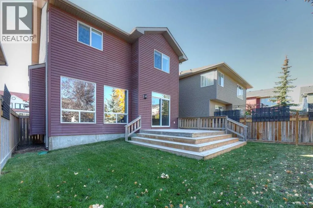 8903 Royal Oak Way NW